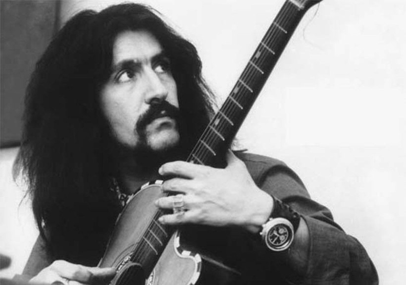 Türk Müziği’nin dev ismi Barış Manço’nun hiç görmediğiniz çocukluk karesi olay oldu! 7'den 77'ye herkesin sevgilisiydi - Resim: 29