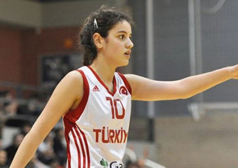 Acun Ilıcalı sekizinci bombasını açıkladı: Arka Sokaklar’ın Aslı Komiser’i Deniz Çatalbaş Survivor 2026 Ünlüler & All Star kadrosunda! - Resim : 14