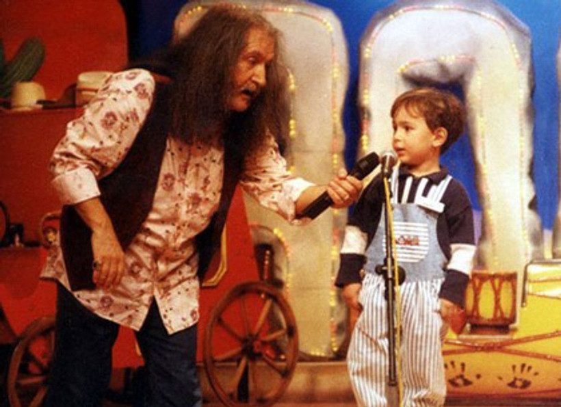 Türk Müziği’nin dev ismi Barış Manço’nun hiç görmediğiniz çocukluk karesi olay oldu! 7'den 77'ye herkesin sevgilisiydi - Resim: 14