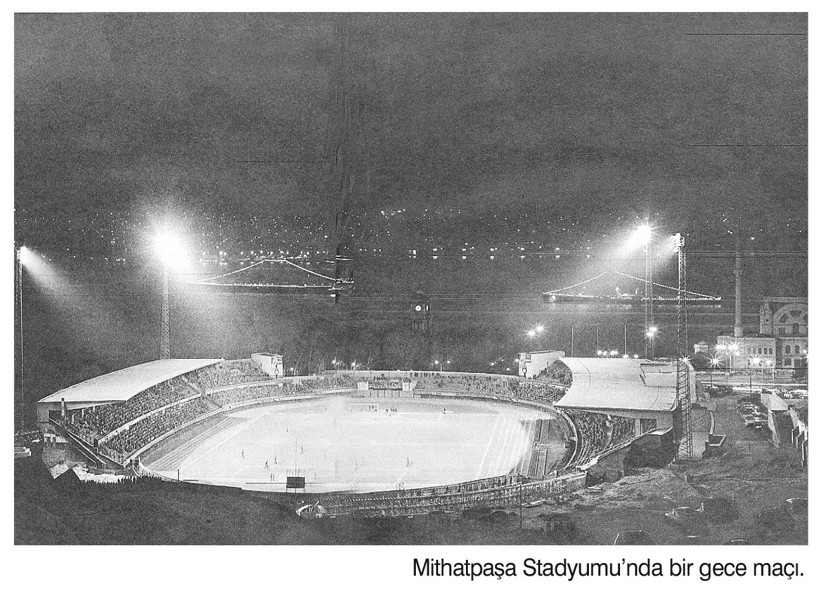 Beşiktaş-Fenerbahçe derbisi ve ülkemizdeki ilk gece maçı - Ahmet Yabuloğlu ile Evvel Zaman - Resim : 1