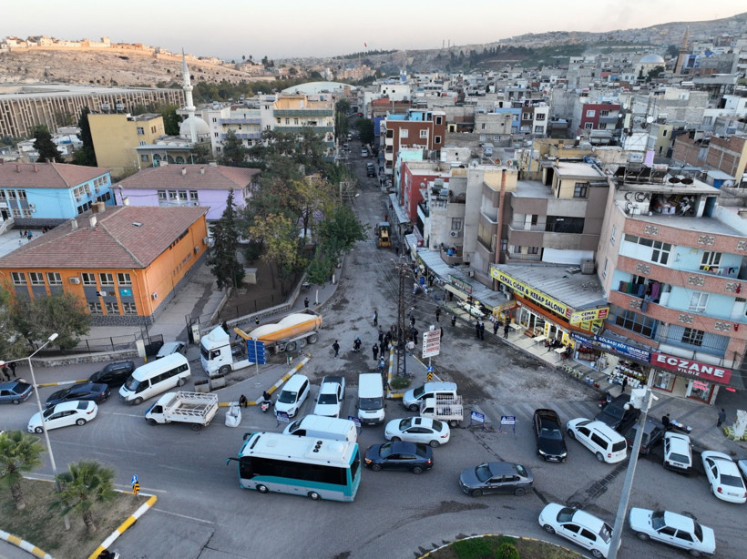 Eyyübiye’de yol sevinci: Asfalt salı günü tamam! - Resim : 1