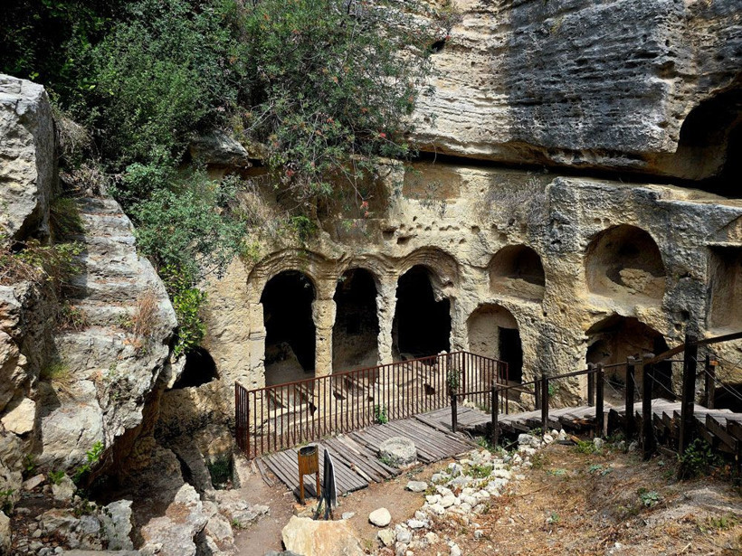 Türkiye’deki tarihi sırra turist akını! İçeri adım atanın tüyleri diken diken oluyor - Resim: 5