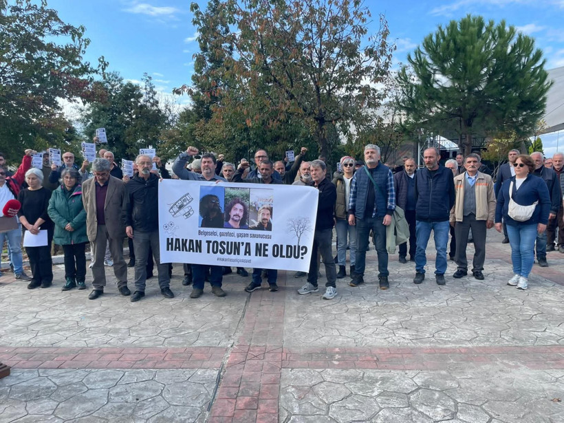 Gazeteci Hakan Tosun’a yapılan saldırı Arhavi’de protesto edildi: “Mücadelemizle Yaşayacak” - Resim : 3
