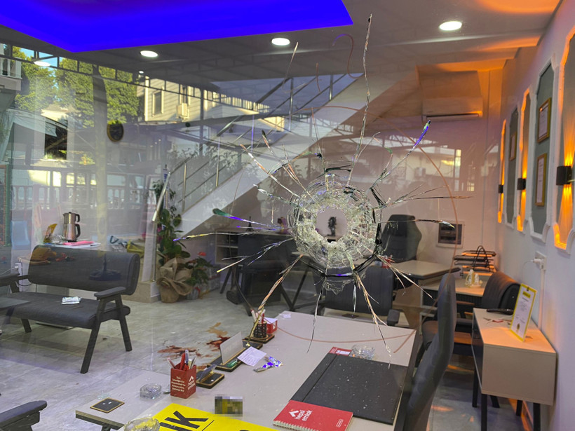 Antalya'daki silahlı çatışmanın görüntüleri ortaya çıktı! Ölü ve yaralılar var... - Resim : 1