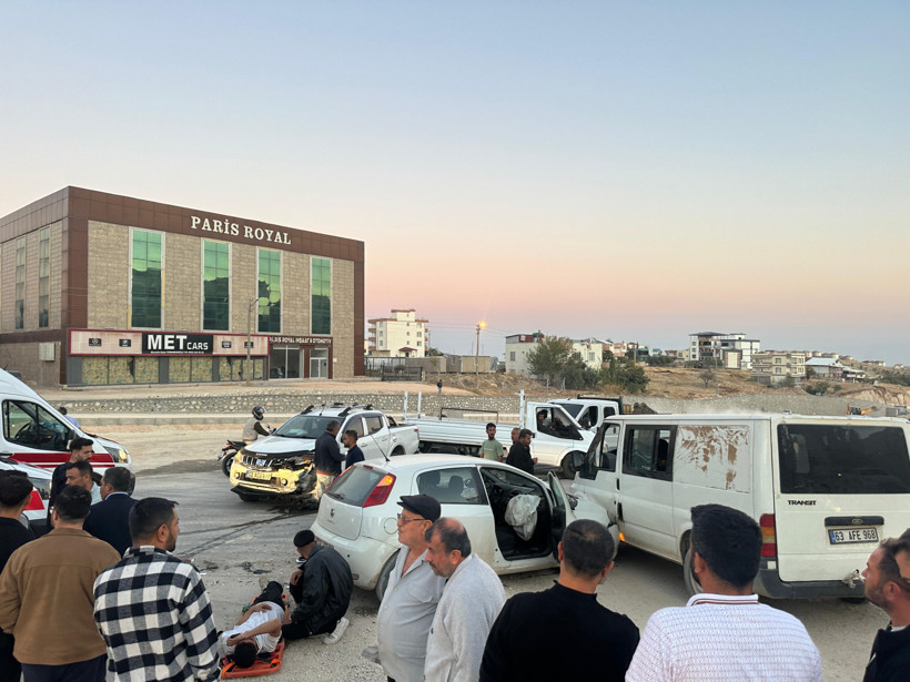 Adıyaman'da zincirleme kaza: 7 yaralı - Resim : 1