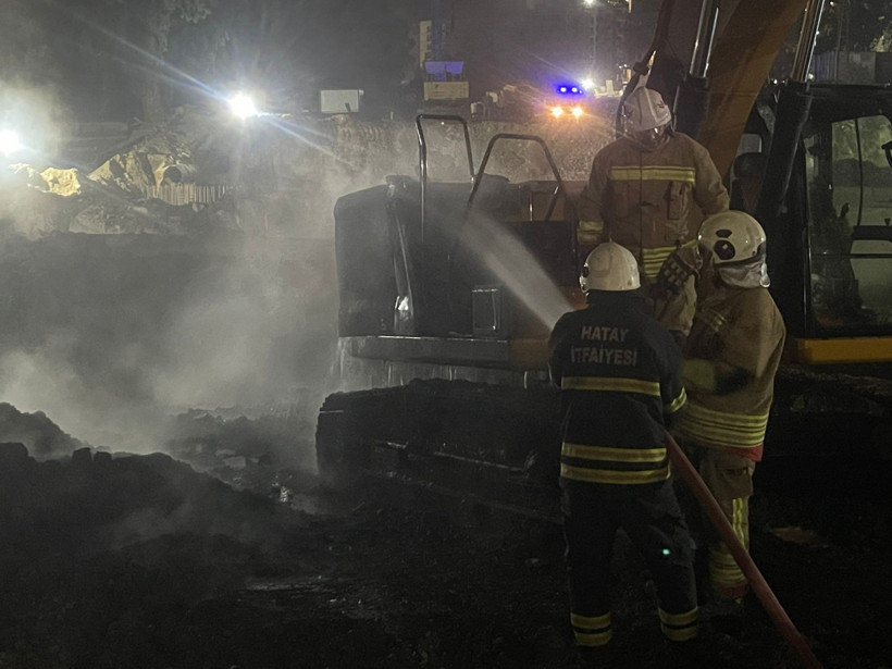 Gaz kaçağı alev topuna dönüştü! İki işçi alevler arasında kaldı - Resim : 3