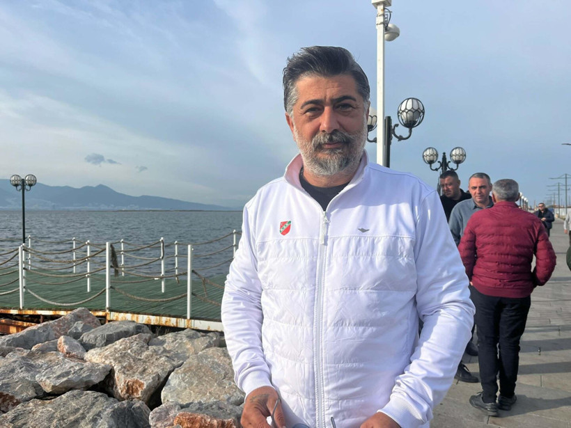 İzmir Mavişehir’de kaçak iskeleler yıkıldı - Resim : 4