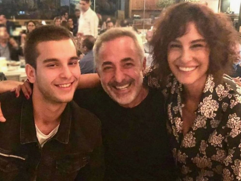 Arzum Onan'dan herkesi şaşırtan evlilik yanıtı! 27 yıllık evliliğin ardından yeni aşka yelken açmıştı: Herkes o tarihi merak ediyordu - Resim: 11