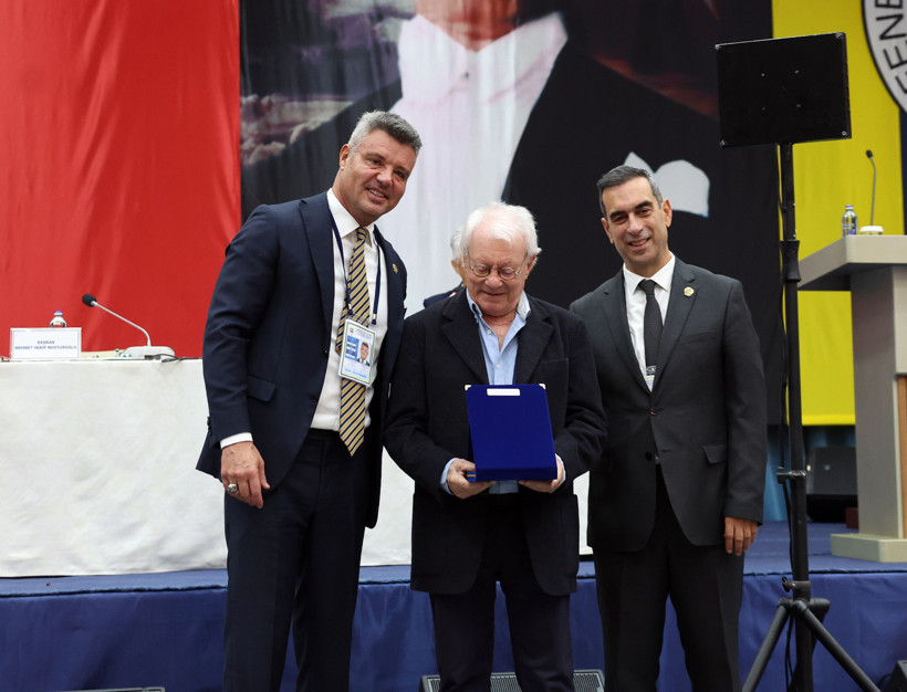 Fenerbahçe Yüksek Divan Kurulu'na Ali Koç ve Aziz Yıldırım arasında yaşananlar damga vurdu! - Resim : 5