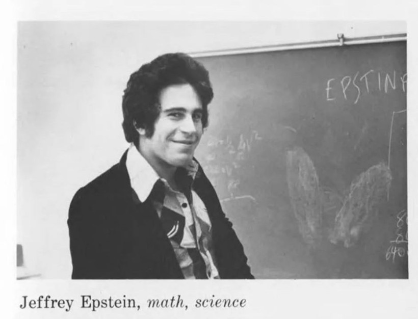 Öğretmenlikten Fuhuş ağı liderliğine... Kim bu Epstein? - Resim : 2