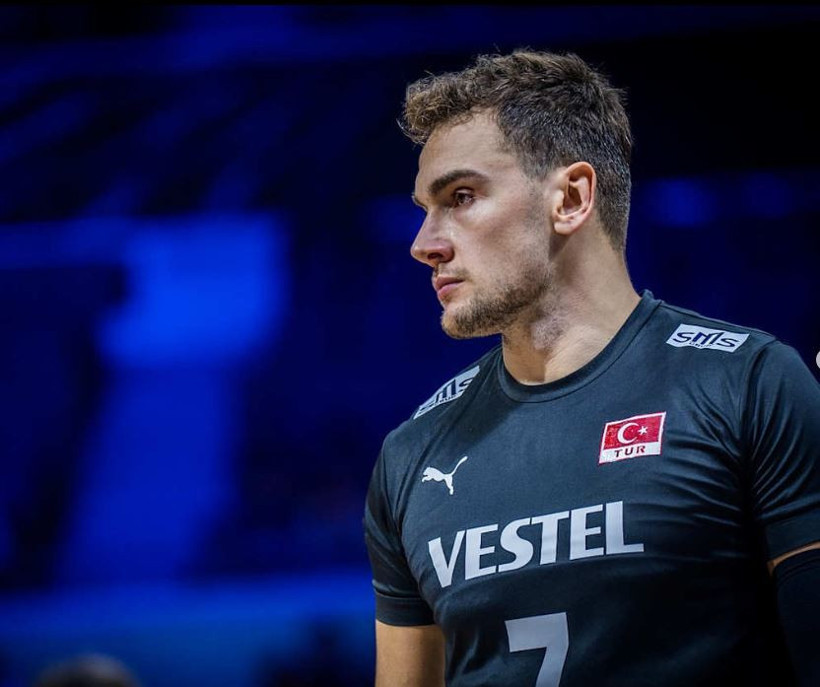 Miss Universe Türkiye temsilcisi Ceren Arslan'ın beş yıllık aşkı ortaya çıktı! Eski sevgilisi Milli voleybocu Milli voleybolcu Bedirhan Bülbül - Resim : 21