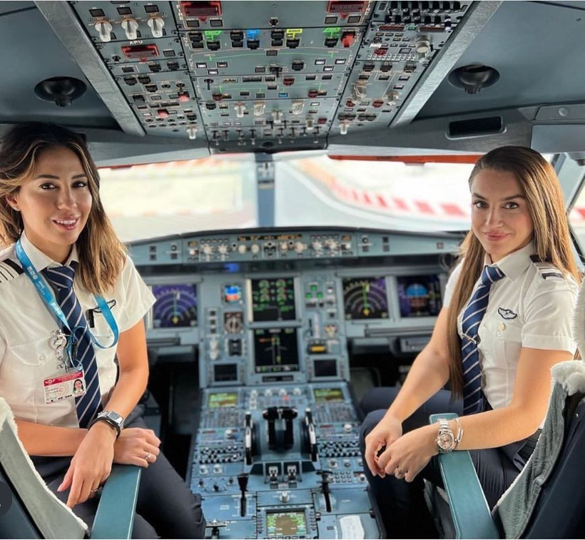 ‘Sabri Reyiz’in eşi Yağmur Sarıoğlu ilk kez konuştu: 15 yıllık evlilik bitiyor mu? Futbol dünyasını sarsan iddia! - Resim: 20