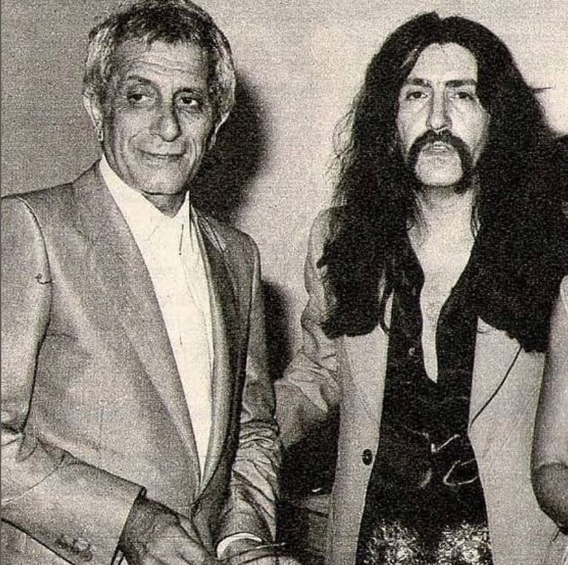 Türk Müziği’nin dev ismi Barış Manço’nun hiç görmediğiniz çocukluk karesi olay oldu! 7'den 77'ye herkesin sevgilisiydi - Resim: 16