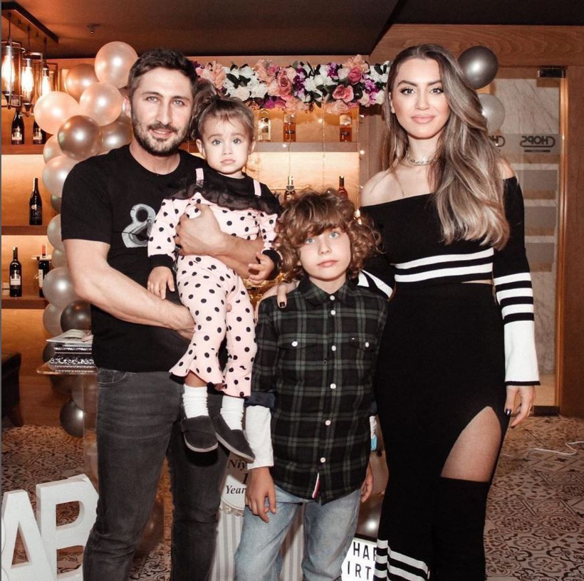 ‘Sabri Reyiz’in eşi Yağmur Sarıoğlu ilk kez konuştu: 15 yıllık evlilik bitiyor mu? Futbol dünyasını sarsan iddia! - Resim: 6