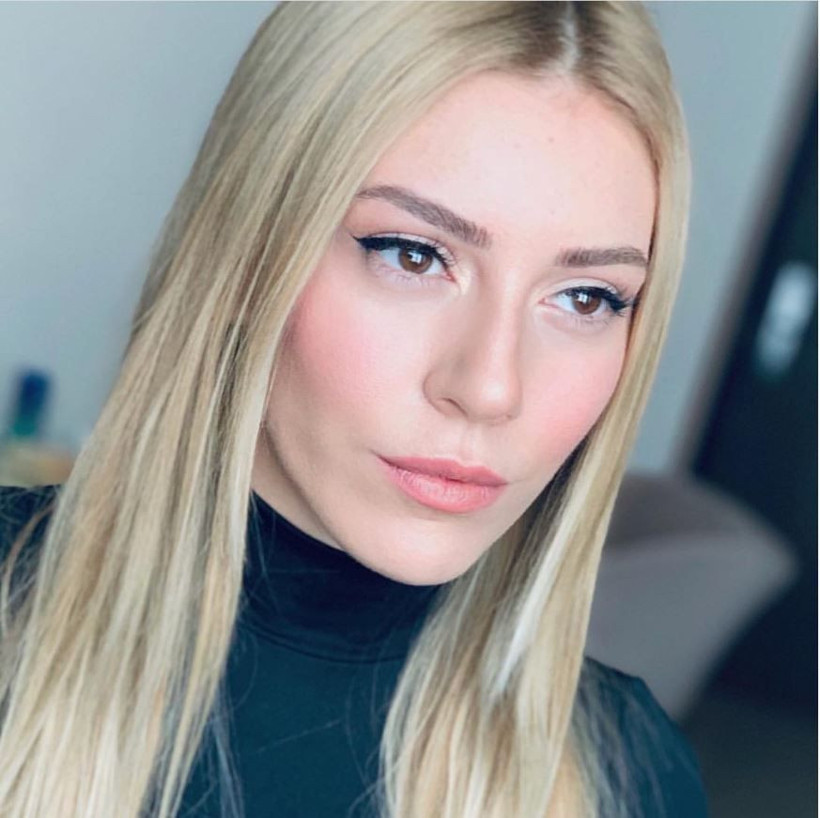 Sinem Kobal kızlarıyla doğayla baş başa: Mutluluk pozları mest etti! - Resim: 1