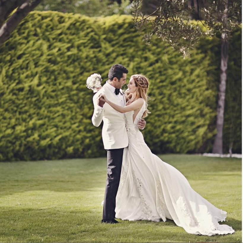 Sinem Kobal kızlarıyla doğayla baş başa: Mutluluk pozları mest etti! - Resim: 4