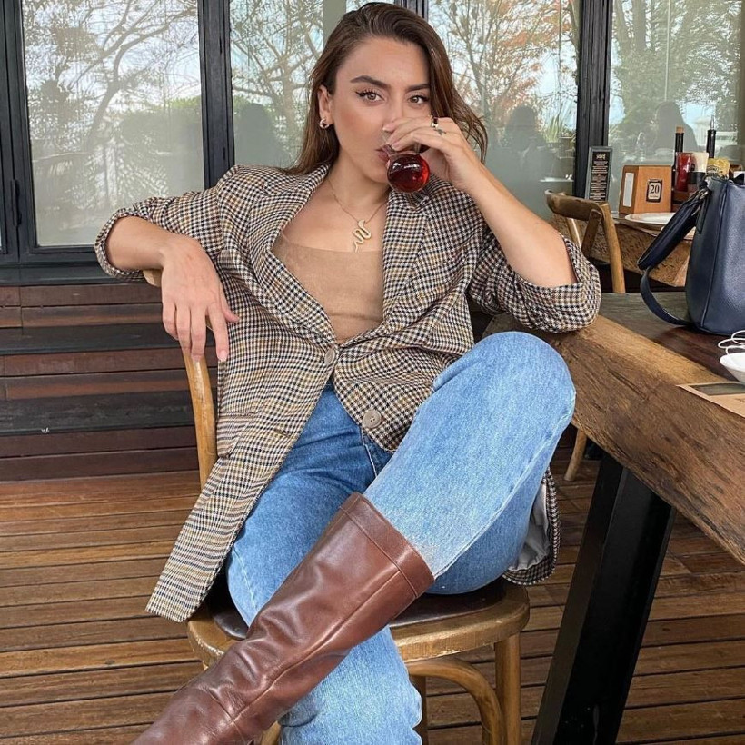 ‘Sabri Reyiz’in eşi Yağmur Sarıoğlu ilk kez konuştu: 15 yıllık evlilik bitiyor mu? Futbol dünyasını sarsan iddia! - Resim: 21