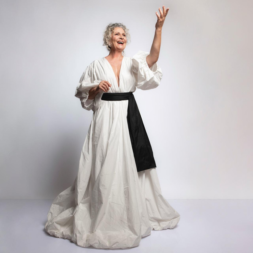 Uzak Şehir’in Sadakat’i şaşırttı! “Sadakat’i kimsenin incitmesine izin vermem” - Resim : 1