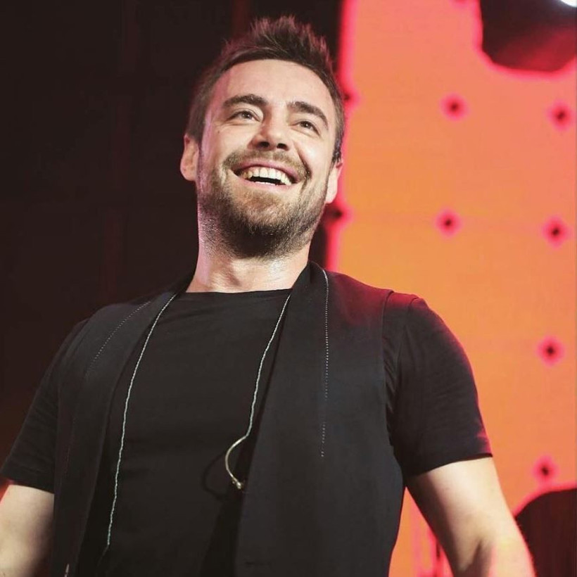 Ünlü şarkıcı Murat Dalkılıç'ın son hali hayranlarını endişelendirdi! 12. kez bıçak altına mı yattı? - Resim: 7