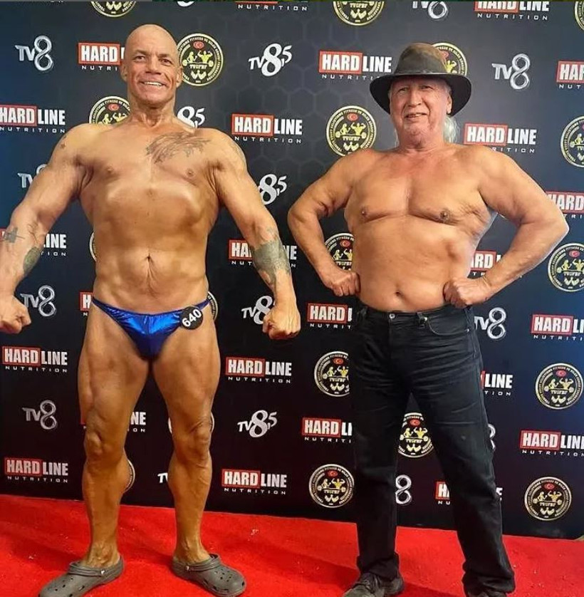 Şener Üşümezsoy’dan yıllar sonra gelen ilk Survivor itirafı! Acun Ilıcalı 500 bin dolar teklif etti: Kenya’da timsahlarla yüzdüm - Resim : 10