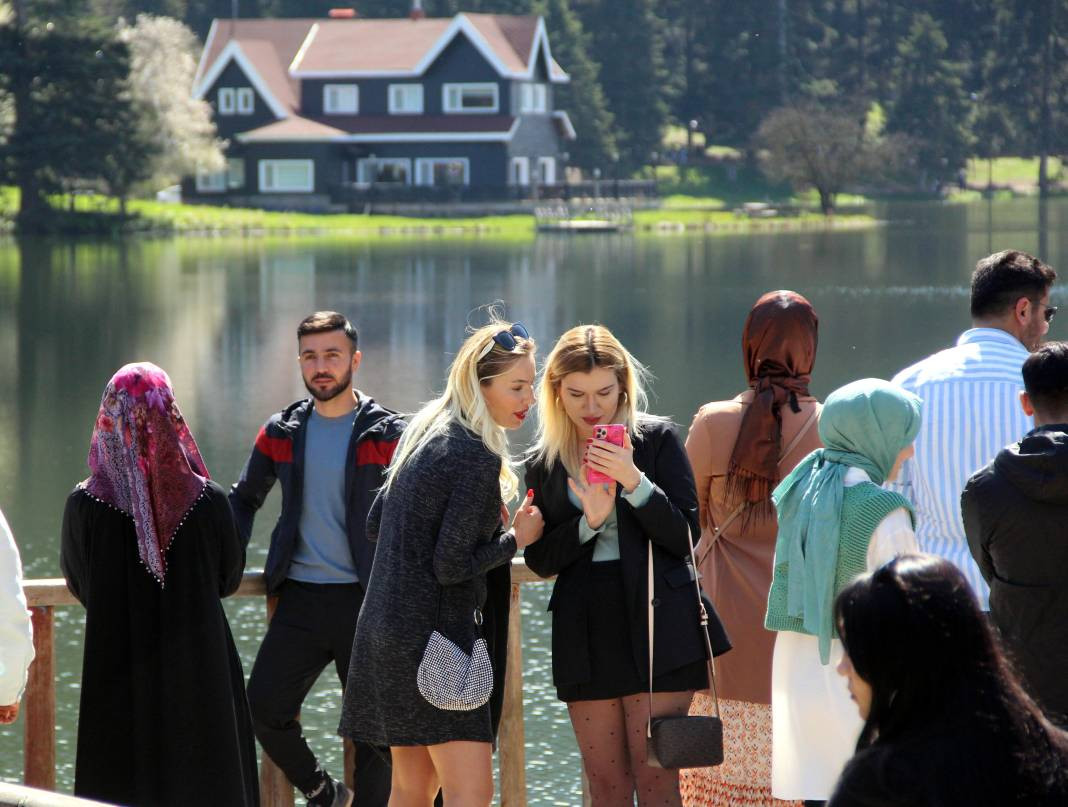 Gölcük Tabiat Parkı'nda 'bayram tatili' yoğunluğu - Resim: 15