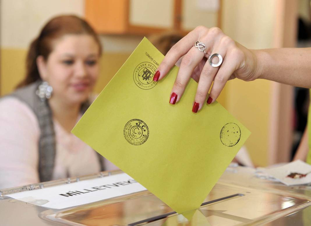 İlk defa oy kullanacak 5 milyon genç seçmenin tercihi ne olacak? Gezici Araştırma açıkladı - Resim: 13