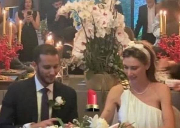 Şeyma Subaşı'nın nikahına kızı Melisa'nın kombini nikaha damga vurdu! Herkes nikahı unutup eleştirdi - Resim: 3