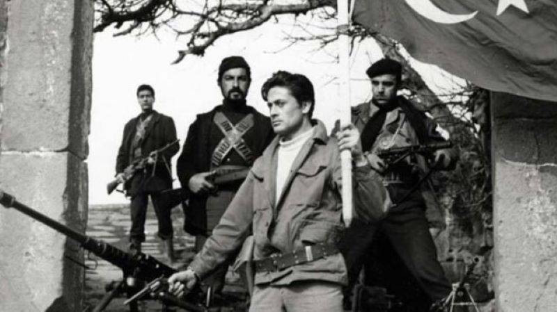 Cüneyt Arkın’sız geçen bir sene. Hayat yolculuğunu okuyunca bir kez daha hayran kalacaksınız - Resim: 3