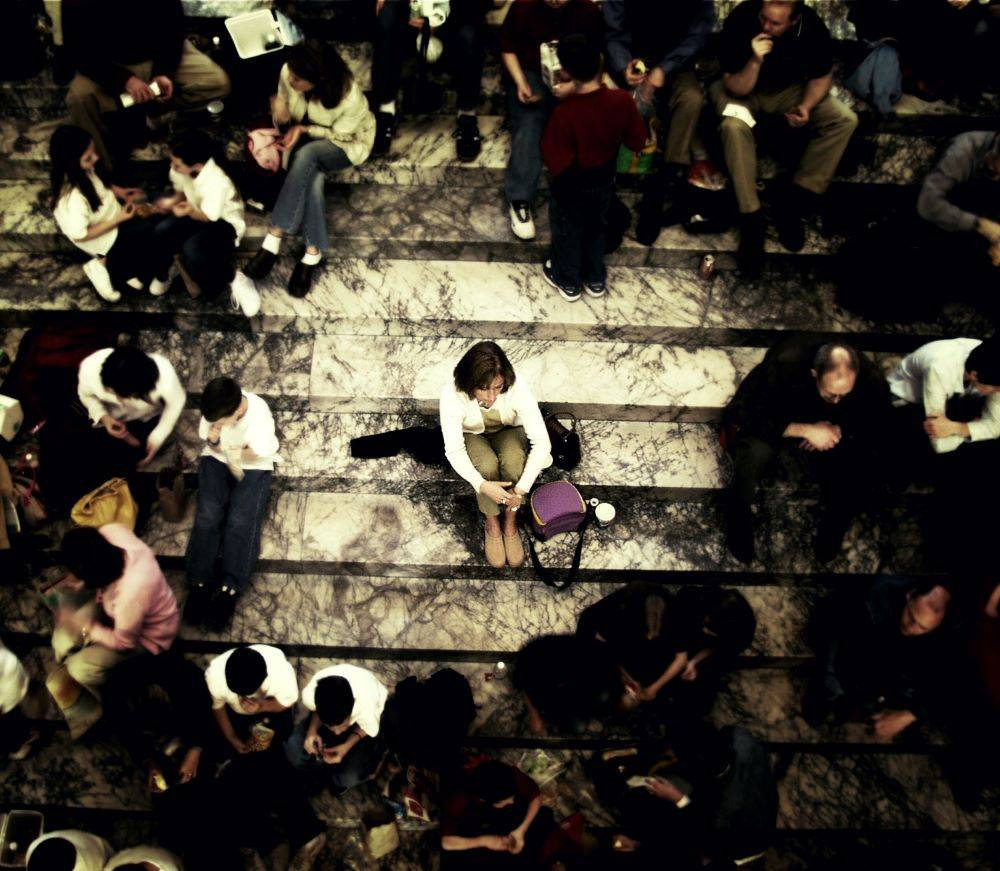 Derealizasyon bozukluğu nedir? Bunu yaşayan çoğu insan ben delirdim mi diyor ama gerçek çok başka - Resim: 4