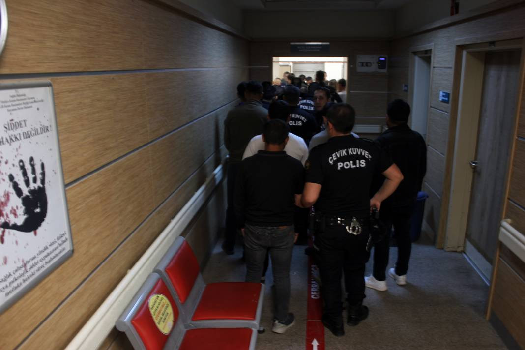 Uyuşturucu ticareti yapan örgüte operasyon: 17 gözaltı - Resim: 14