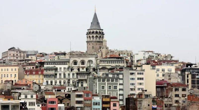 İş insanlarının tarihi bina merakı. Kim nereyi aldı - Resim: 2