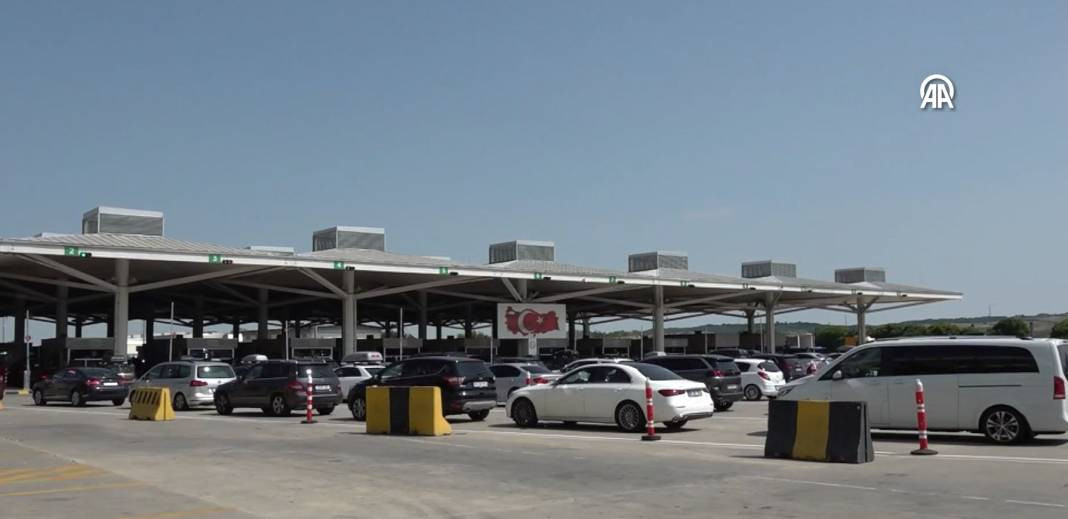 Euro TL'yi 30'a katlayınca gurbetçiler Kapıkule'ye dayandı - Resim: 6