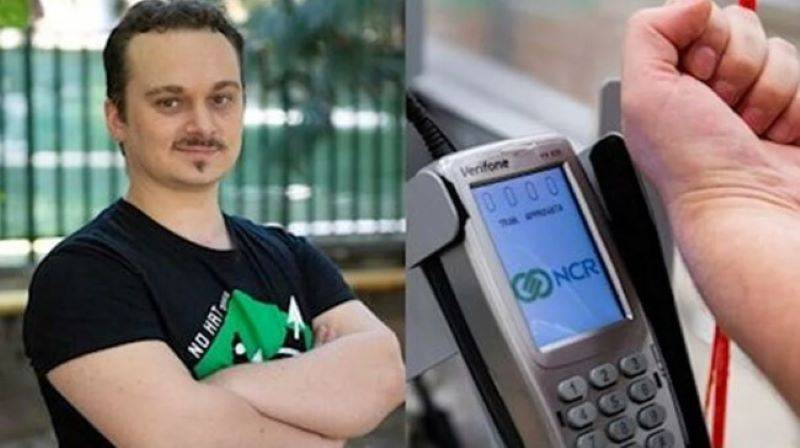 Cüzdan taşımayan adam hesapları parmaklarıyla ödüyor - Resim: 5