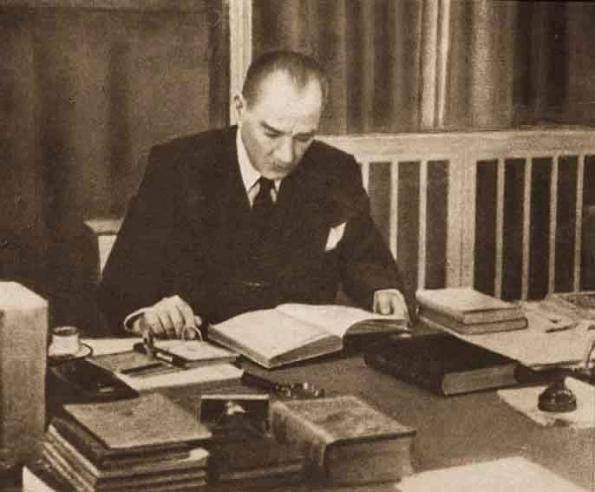 Atatürk'ün el yazısı notları ilk kez ortaya çıktı. Notlarda ne yazıyor? - Resim: 4