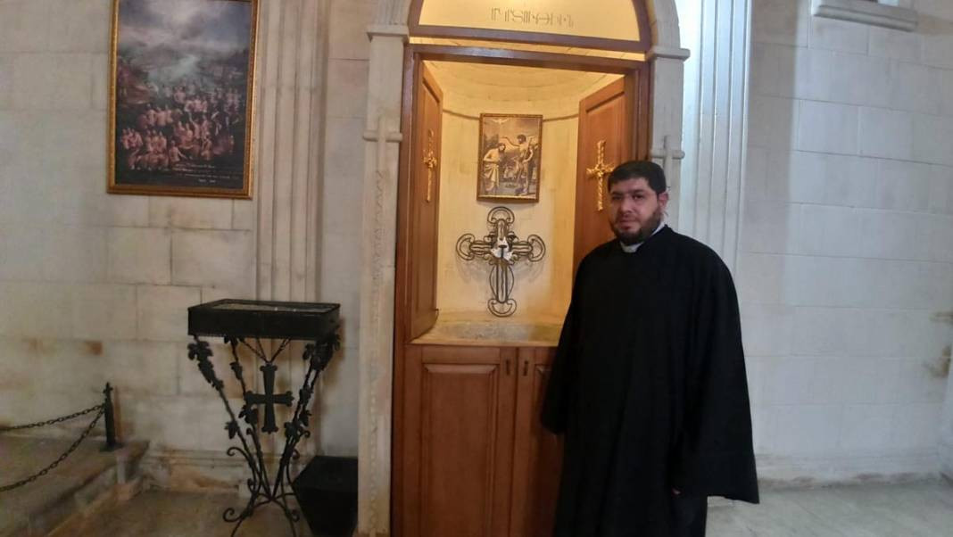 Hatay’da depremde 16 kilise hasar gördü - Resim: 14