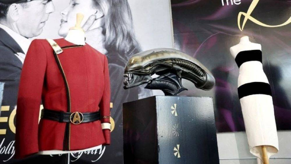 Prenses Diana'nın elbiseleri açık artırmada - Resim: 4