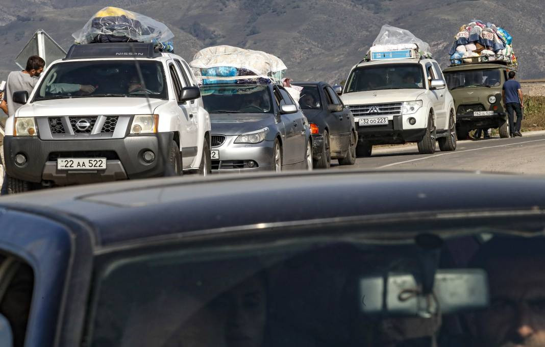 Dağlık Karabağ’dan Ermenistan’a geçenlerin sayısı 87 bini aştı - Resim: 2