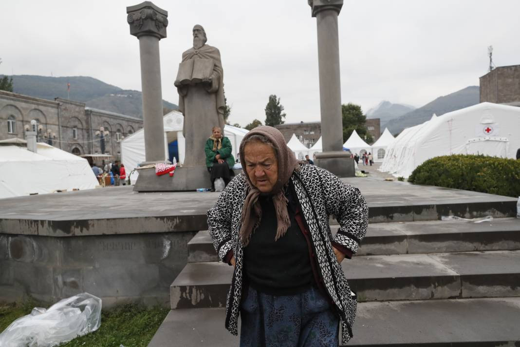 Karabağ'dan Ermenistan'a geçenlerin sayısı 100 bini aştı - Resim: 3