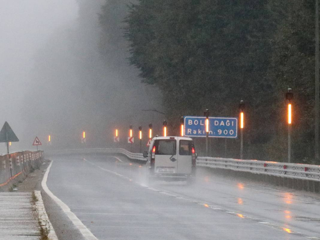 İstanbul’u bugün ve yarın süper hücre vuracak. Dikkat. Karadeniz’den süratle geliyor - Resim: 31