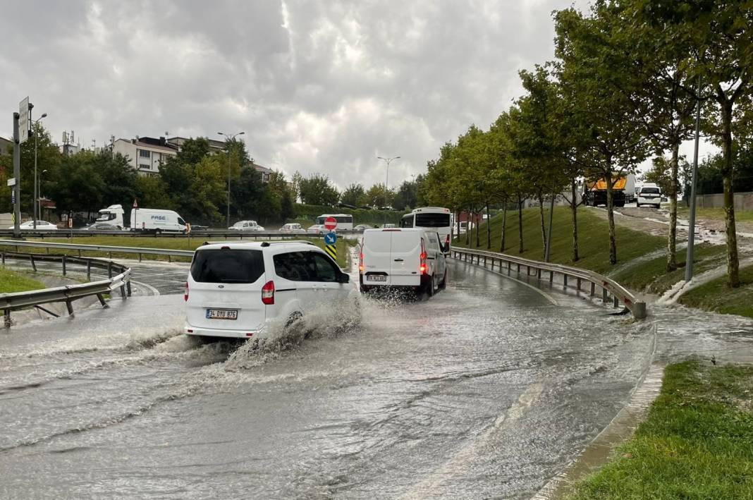 İstanbul’u bugün ve yarın süper hücre vuracak. Dikkat. Karadeniz’den süratle geliyor - Resim: 5