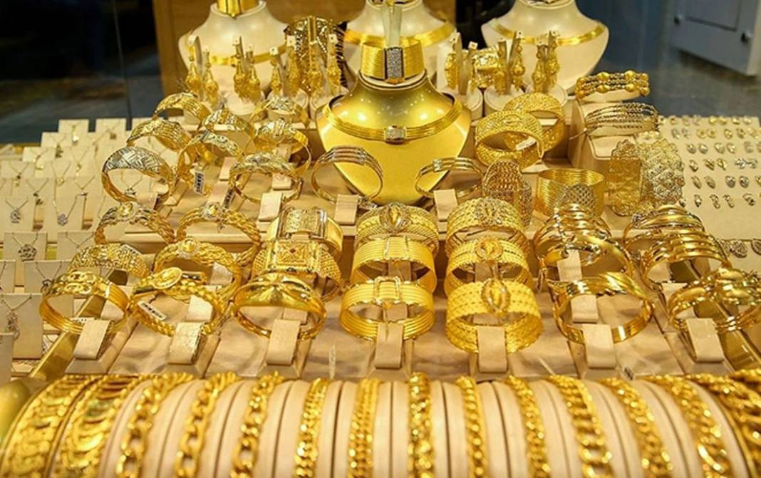 İslam Memiş altının yüzyılın atağını yapacağı tarihi açıkladı. Fırtınalar kopacak herkes soluğu kuyumcuda alacak - Resim: 13