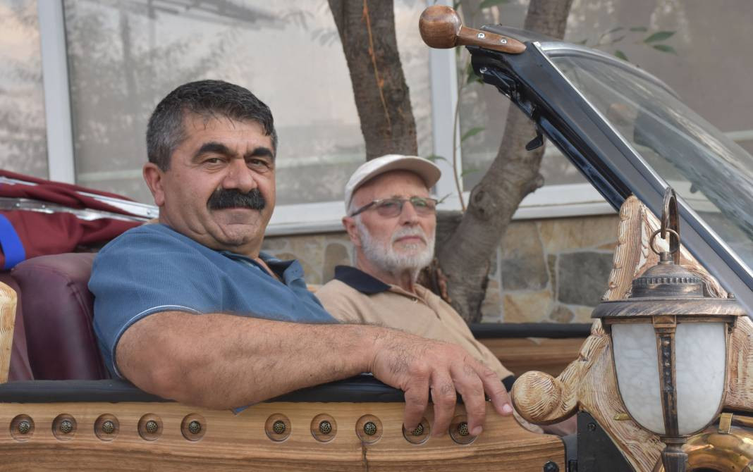 Saz yapımında kullanılan ağaçlarla araba yaptılar - Resim: 11