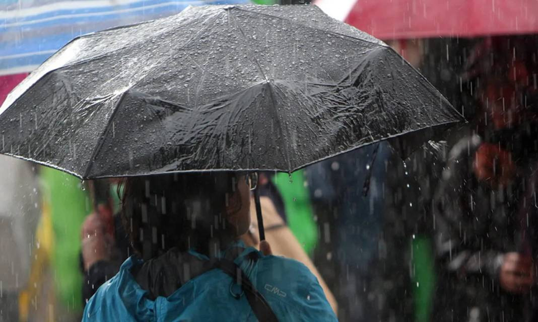 İstanbul’u bugün ve yarın süper hücre vuracak. Dikkat. Karadeniz’den süratle geliyor - Resim: 10