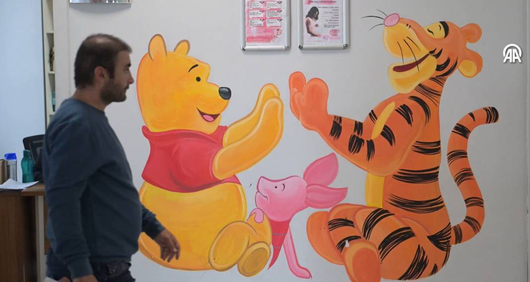 Hastanenin engelli temizlik görevlisi yaptığı resimlerle dikkat çekti. Resim öğretmeni oldu - Resim: 14