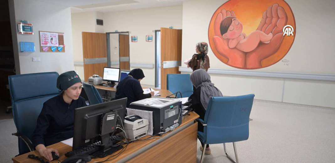 Hastanenin engelli temizlik görevlisi yaptığı resimlerle dikkat çekti. Resim öğretmeni oldu - Resim: 19