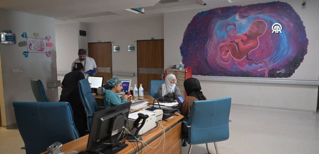 Hastanenin engelli temizlik görevlisi yaptığı resimlerle dikkat çekti. Resim öğretmeni oldu - Resim: 20