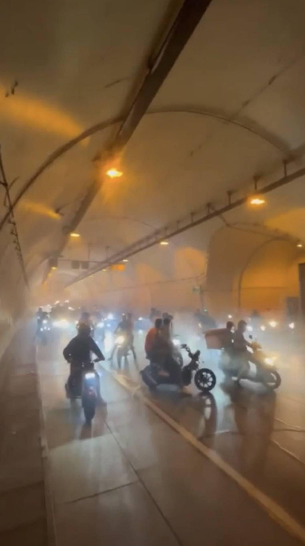 İstanbul’un her noktasında maganda terörü var. Vatandaşın can güvenliği tehlikede - Resim: 2