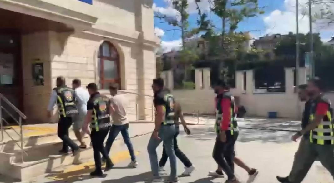 İstanbul’un her noktasında maganda terörü var. Vatandaşın can güvenliği tehlikede - Resim: 6