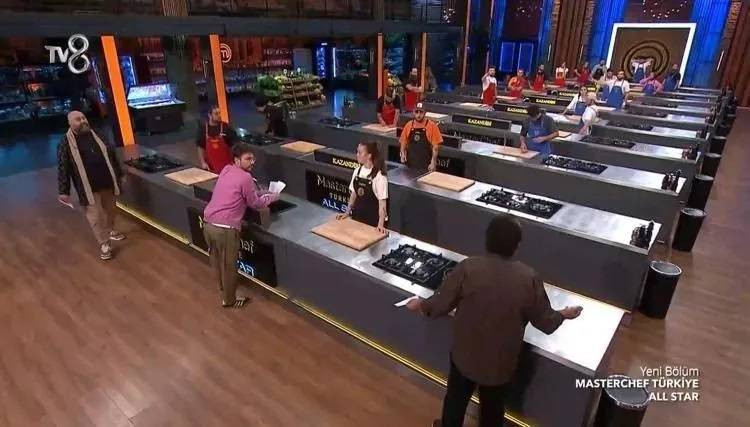 MasterChef'te kriz! Mehmet Şef resti çekti - Resim: 11