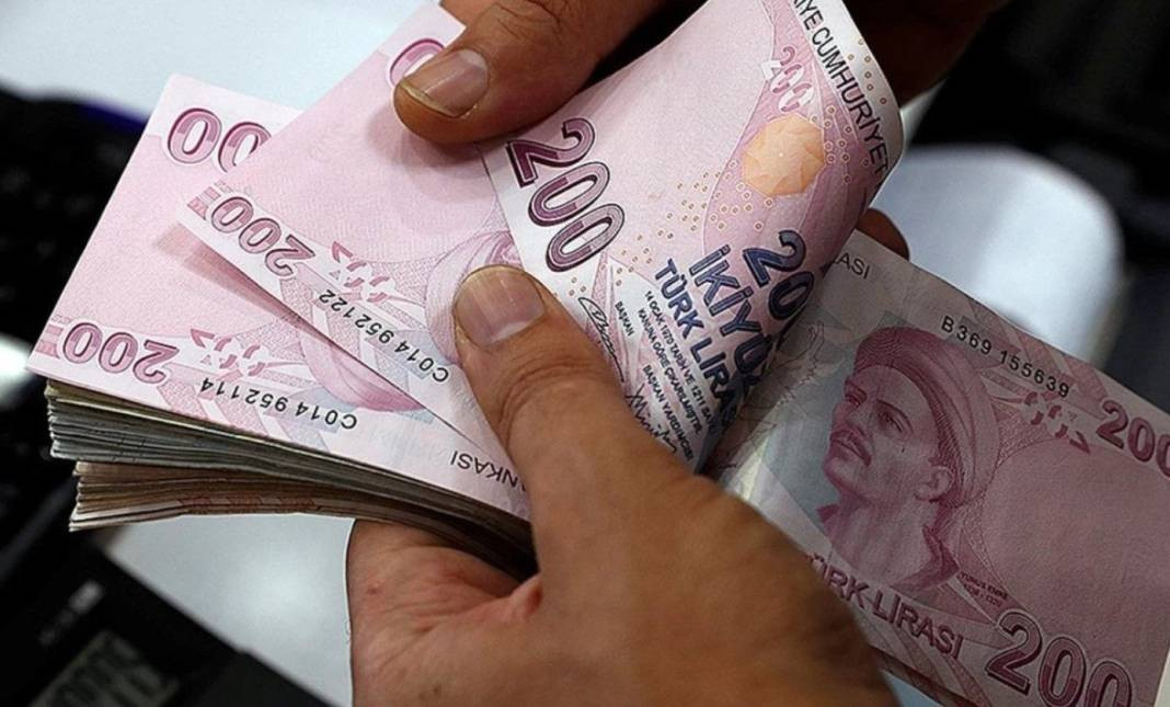 Emekli zammında masadaki 2 formül ortaya çıktı. Maaşlarıyla ayın ortasını getiremiyorlar - Resim: 3